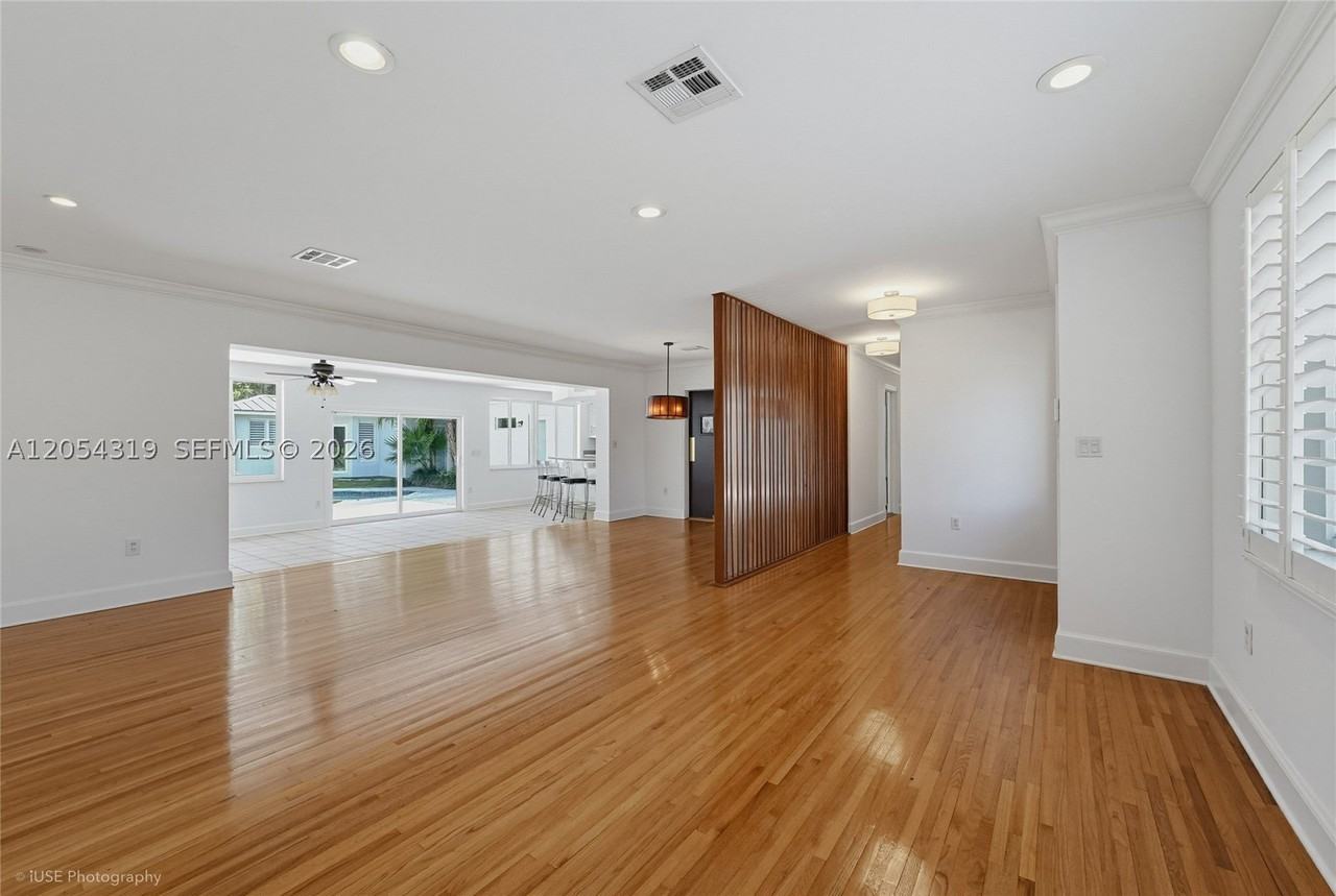 6141 Sw 85th St - Photo 5 of 33