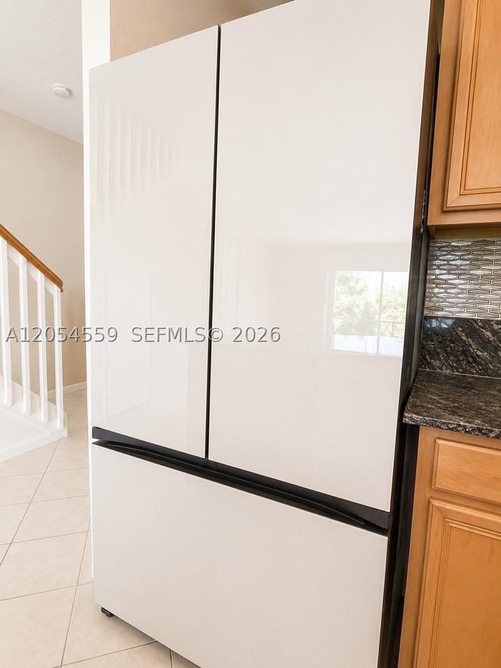 7337 Smithbrooke Dr - Photo 7 of 37