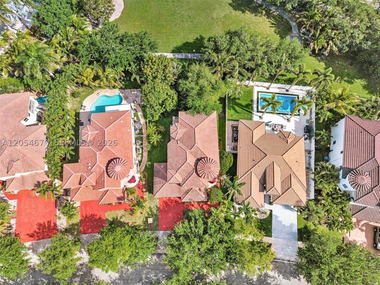 14044 Sw 54th St - Photo 5 of 50