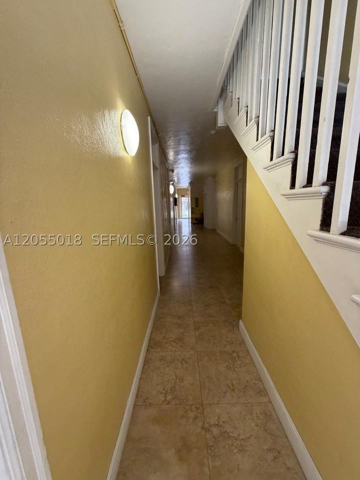 4152 Sw 13th St #7 - Photo 3 of 9