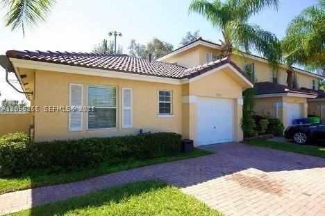 8978 Nw 53rd St - Photo 2 of 14