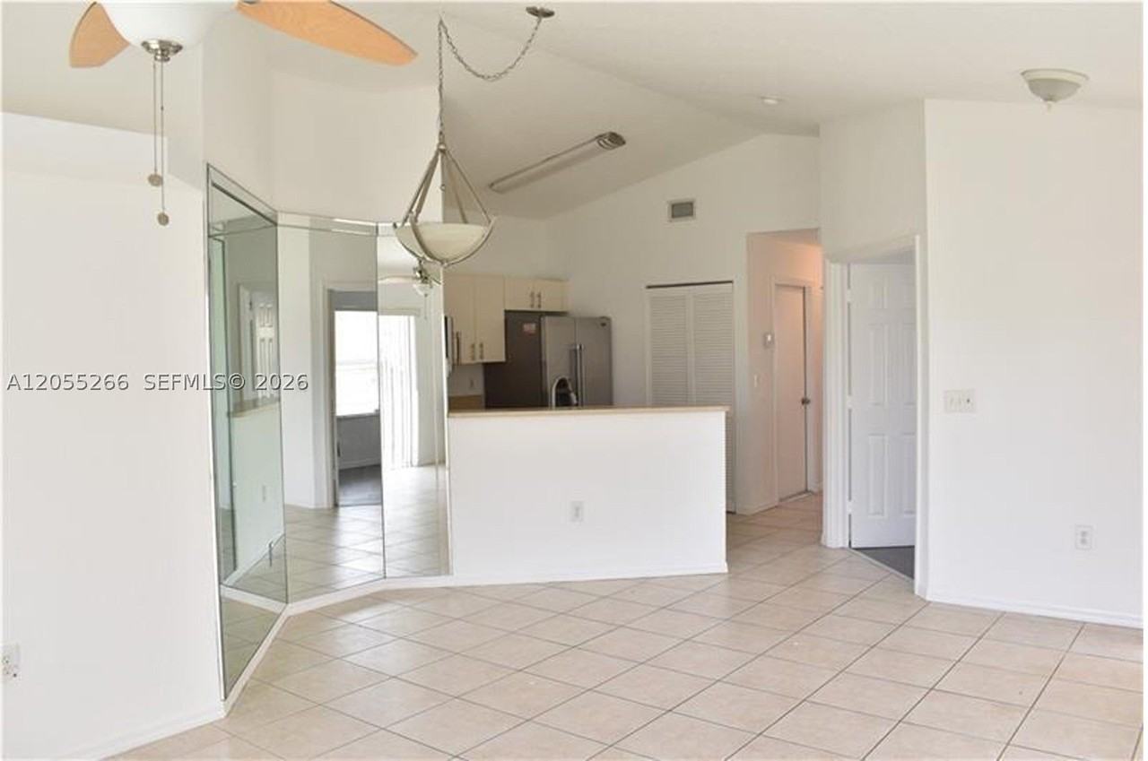 8978 Nw 53rd St - Photo 7 of 14