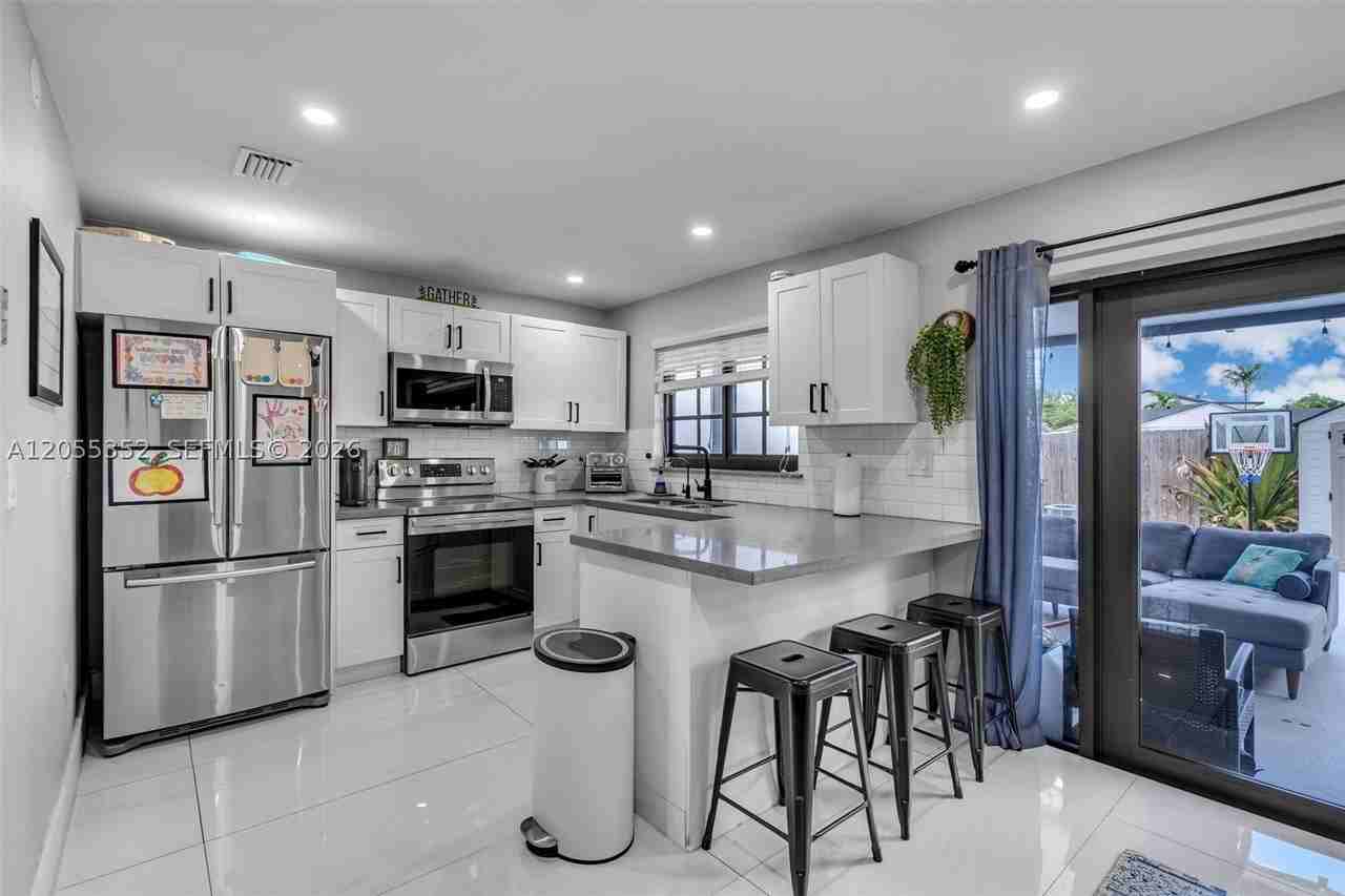 5725 Sw 132nd Ct #21-5 - Photo 3 of 31
