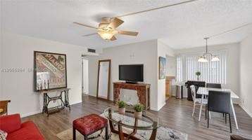 featured image of 438 Mansfield K #438
