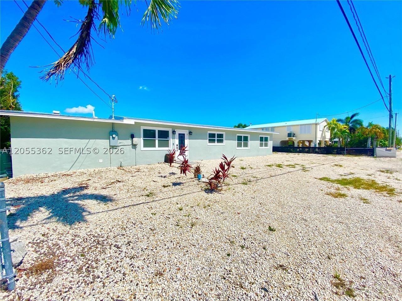 133 Indies Rd - Photo 4 of 27