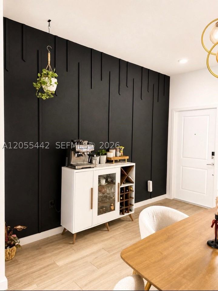 1680 Se 8th Ave - Photo 4 of 15