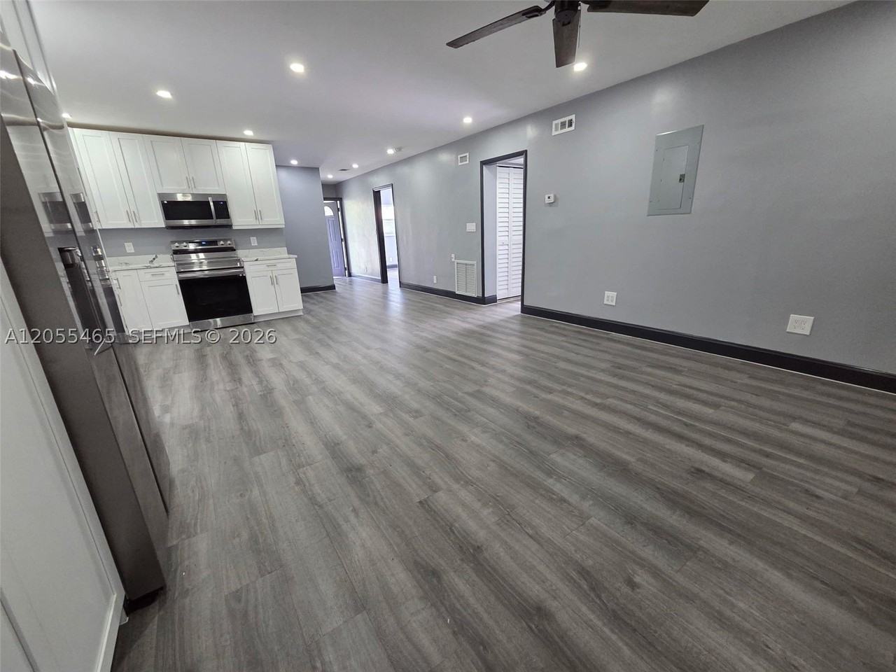 8227 Nw 39th St #8227 - Photo 5 of 24