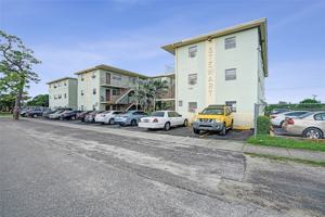 featured image of 14100 Nw 24th Ct #203