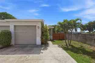 935 Nw 2nd Ave - Photo 1 of 1