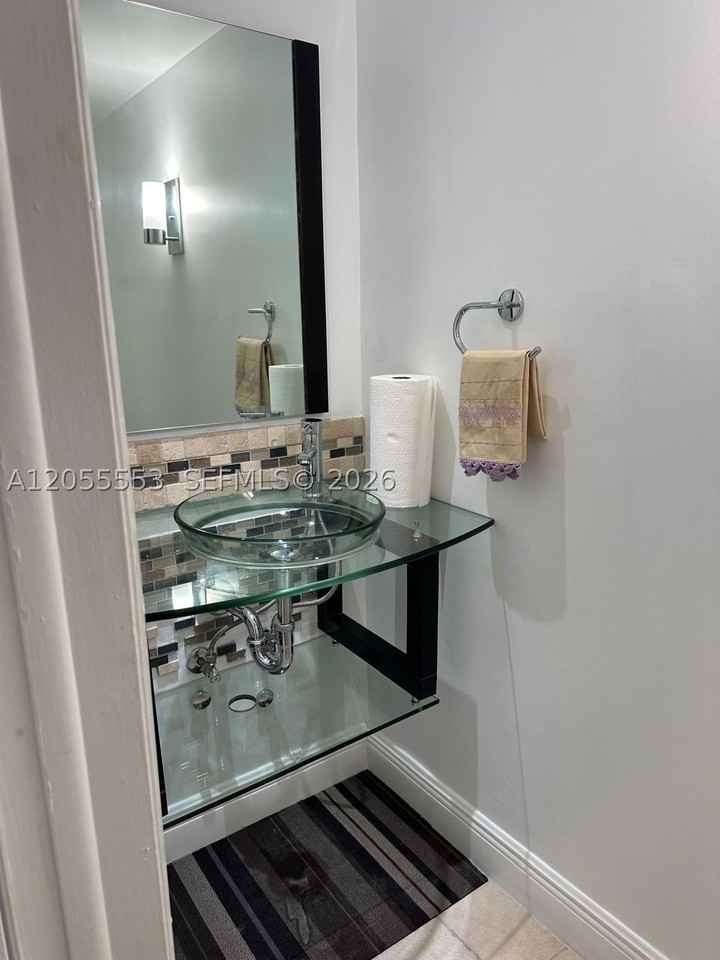 8500 Sw 109th Ave #6-202 - Photo 4 of 15