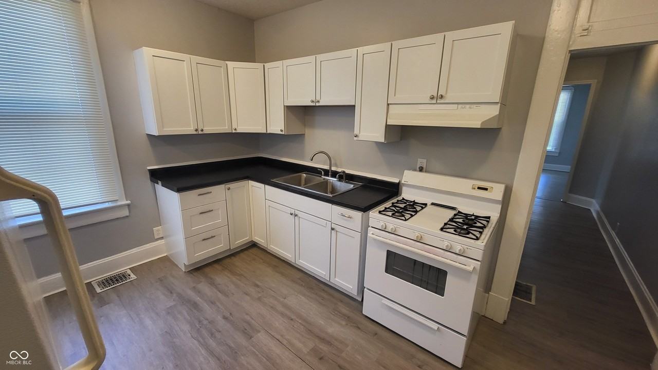 1038 N Tuxedo St #A - Photo 6 of 16