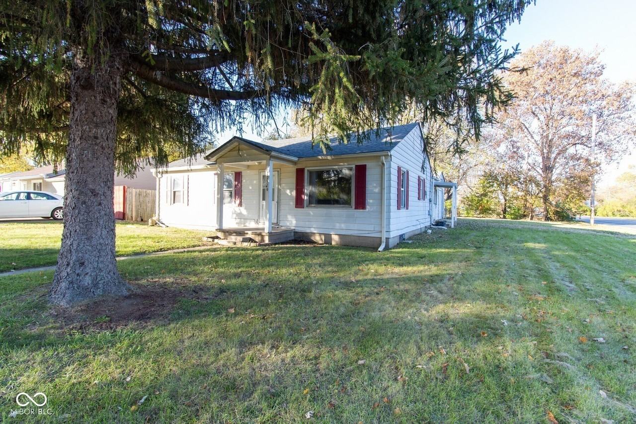 2510 W 38th St - Photo 2 of 15