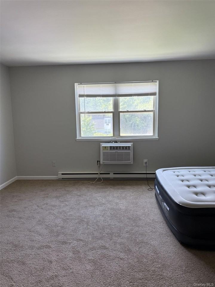 18 White Gate Dr #K - Photo 4 of 9