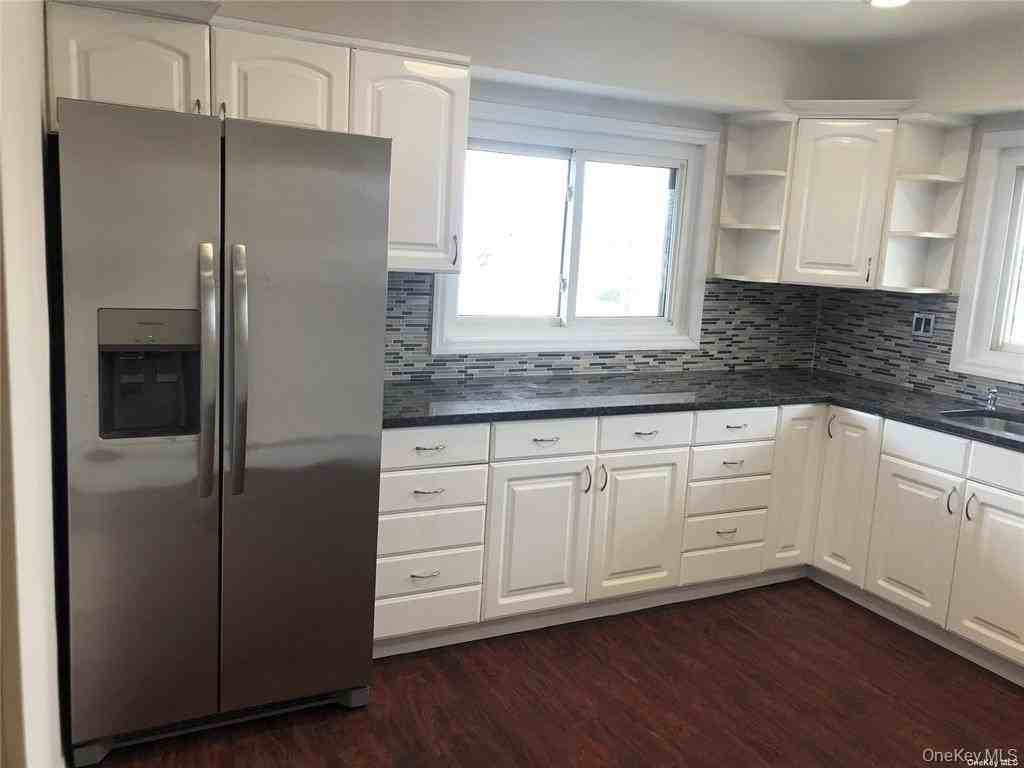 77 Nassau Ln #U - Photo 2 of 7