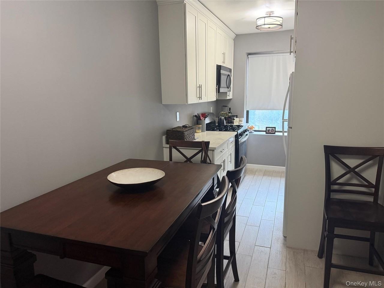 30 Windsor Ter #2D - Photo 7 of 24