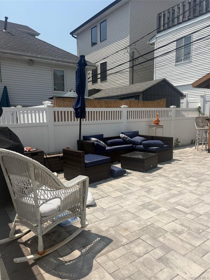 77 Illinois Ave #MAIN - Photo 5 of 15