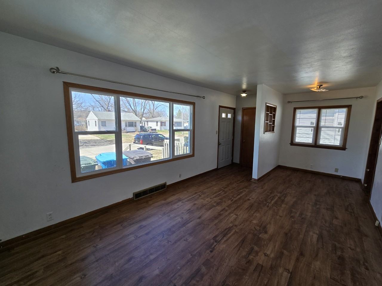 412 Sherman Ave #1 - Photo 4 of 24
