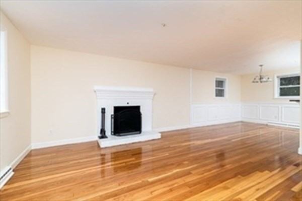 16 Brewster Rd #1 - Photo 3 of 8