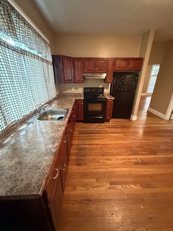 32 Warren St #1