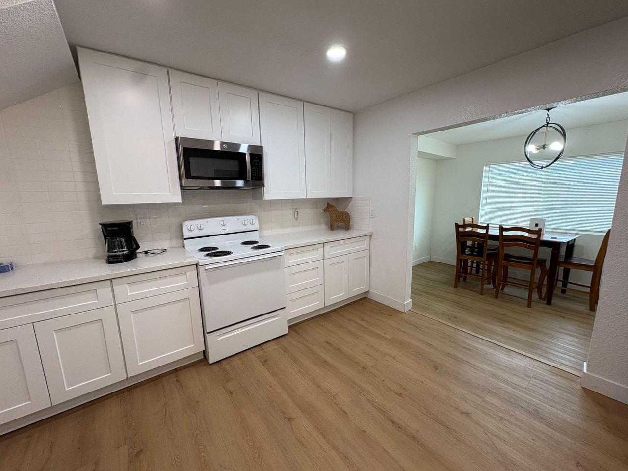 Monterey Ave - Photo 3 of 15