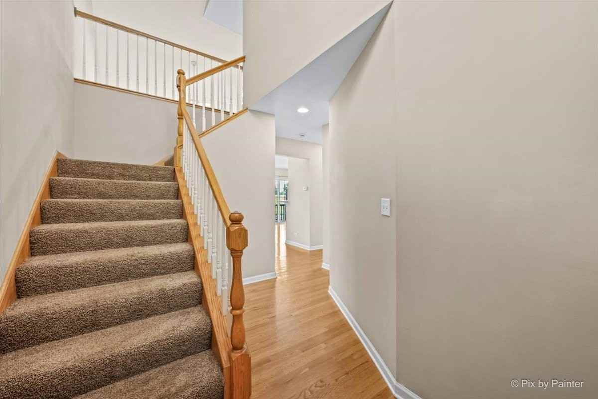 1058 E Danbury Dr - Photo 6 of 38