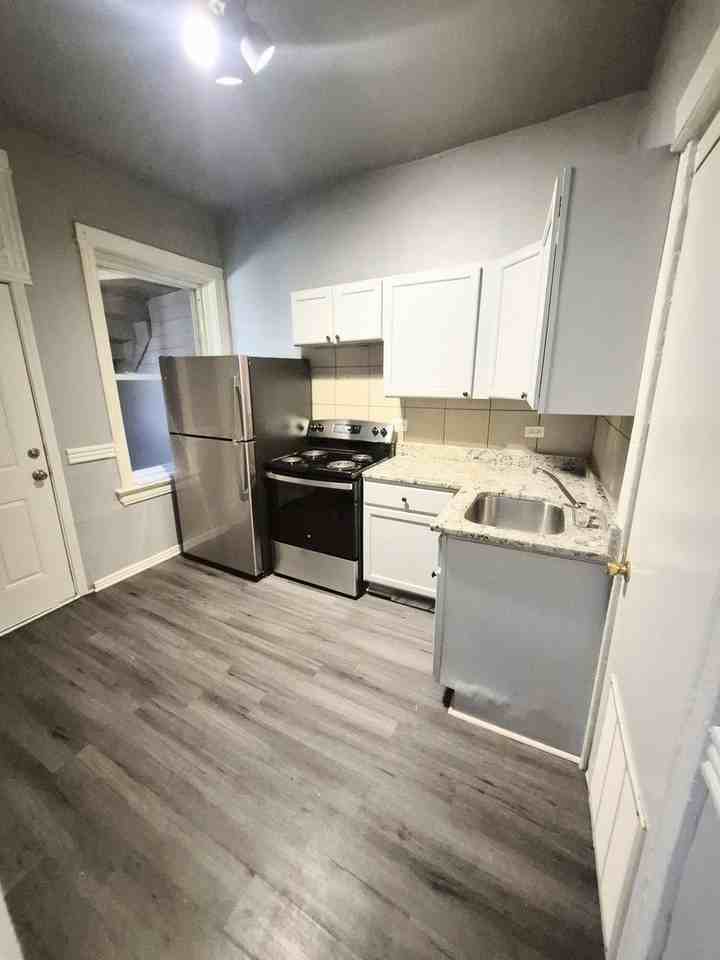 6622 S Saint Lawrence Ave #2 - Photo 6 of 9
