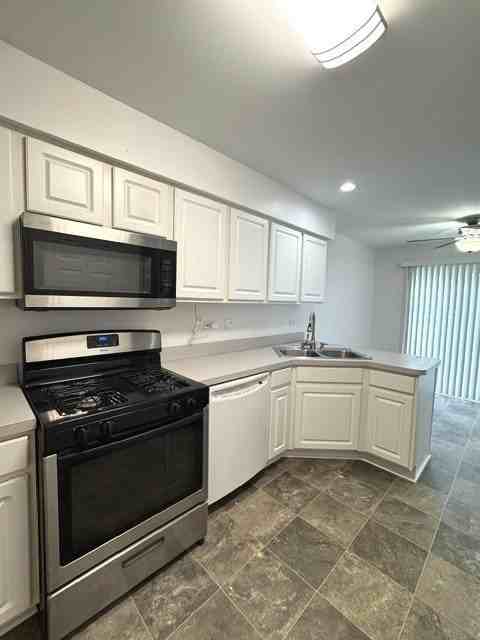 2479 Frost Dr - Photo 4 of 24
