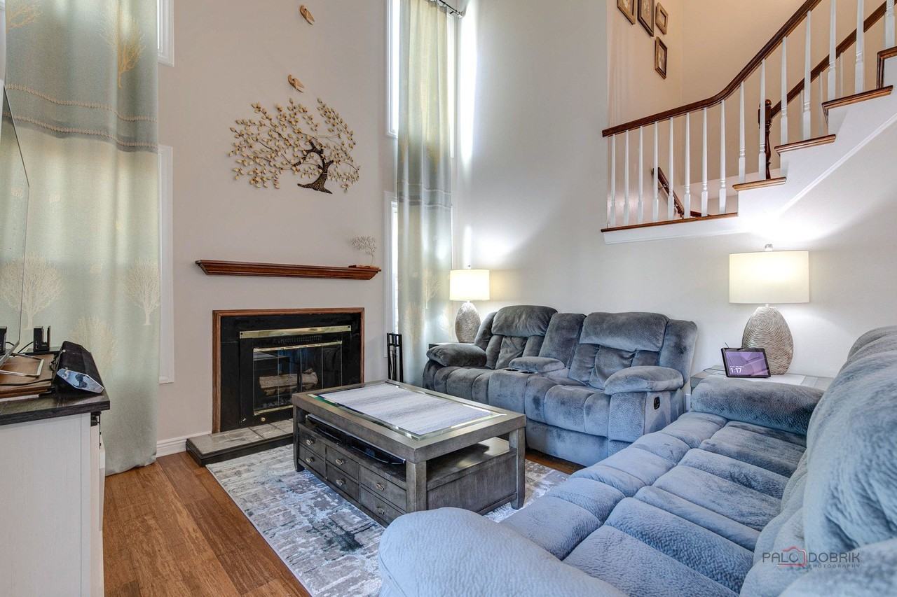 18 Bedford Rd - Photo 4 of 21