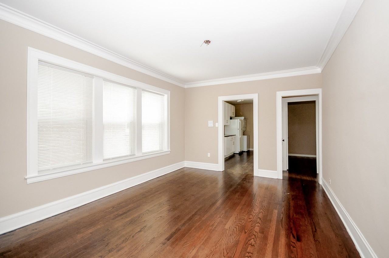 2433 W Fargo Ave #3 - Photo 6 of 13