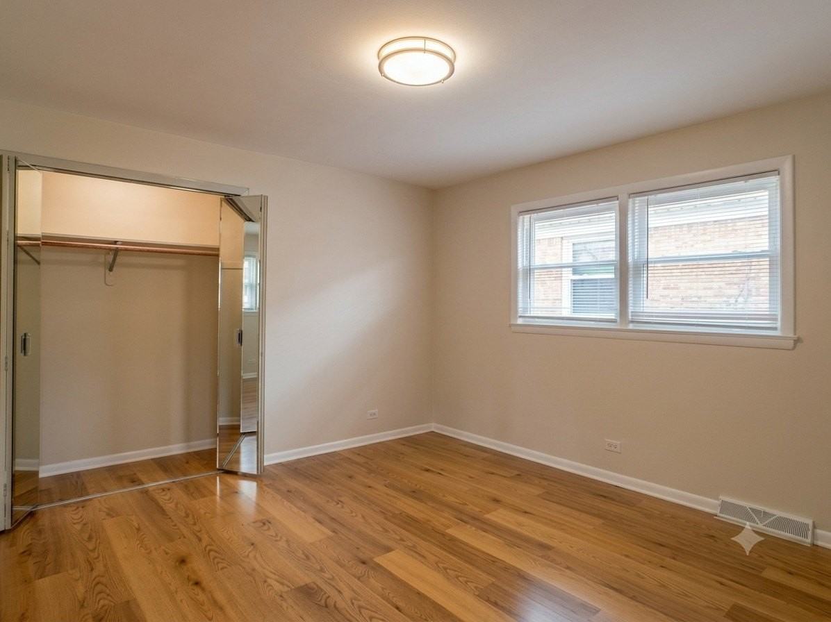 7520 W Carmen Ave - Photo 7 of 27