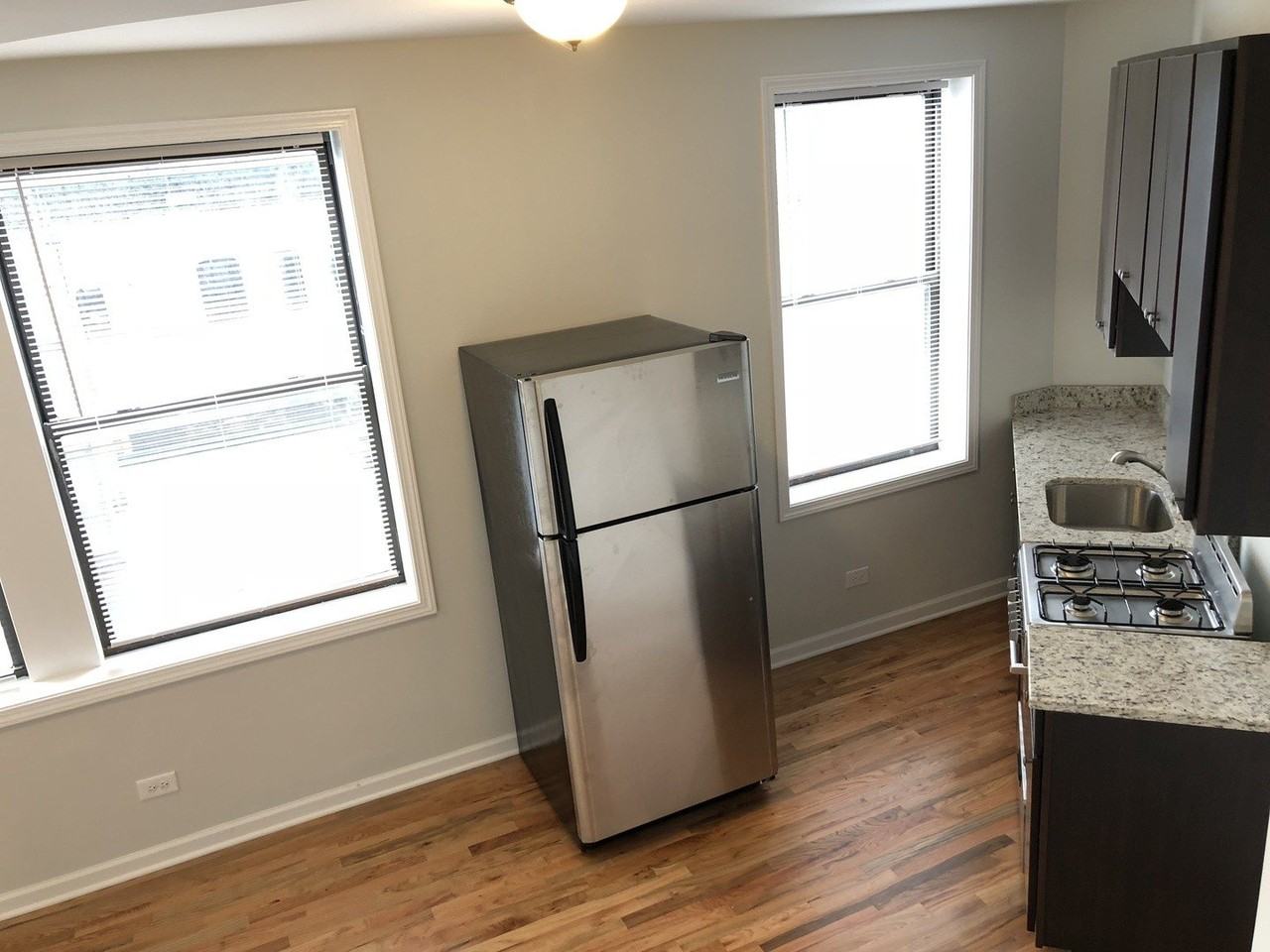 7606 N Paulina St #307 - Photo 6 of 18