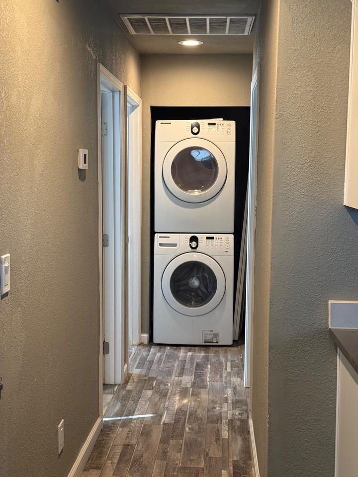 W Noble Cir - Photo 5 of 9