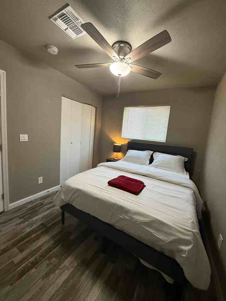 W Noble Cir - Photo 7 of 9