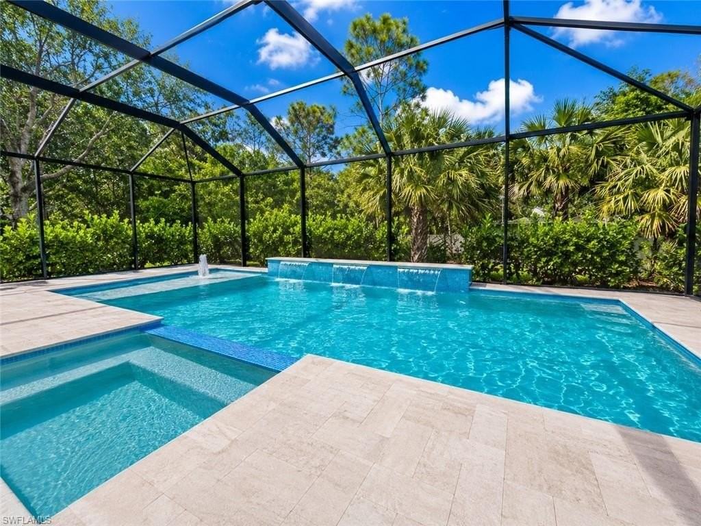 12667 Biscayne Ct - Photo 2 of 37