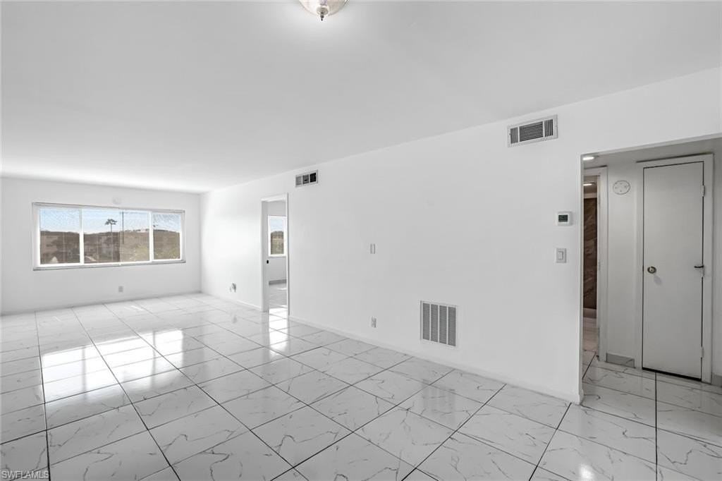 1000 Manatee Rd #A306 - Photo 6 of 19