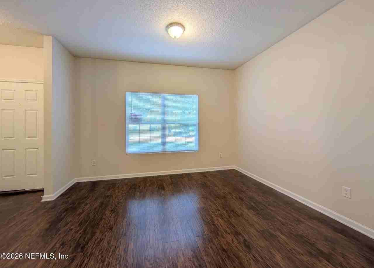 5539 Windermere Dr - Photo 5 of 16