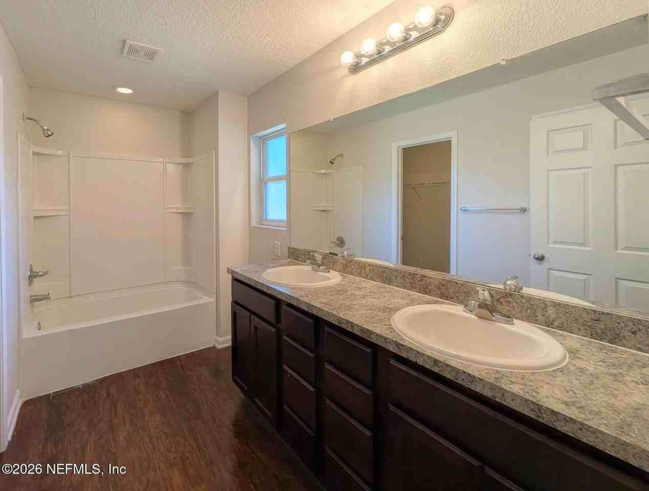 5539 Windermere Dr - Photo 7 of 16
