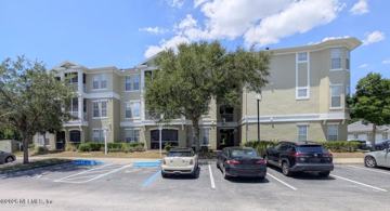 featured image of 8290 Gate Pkwy W #507