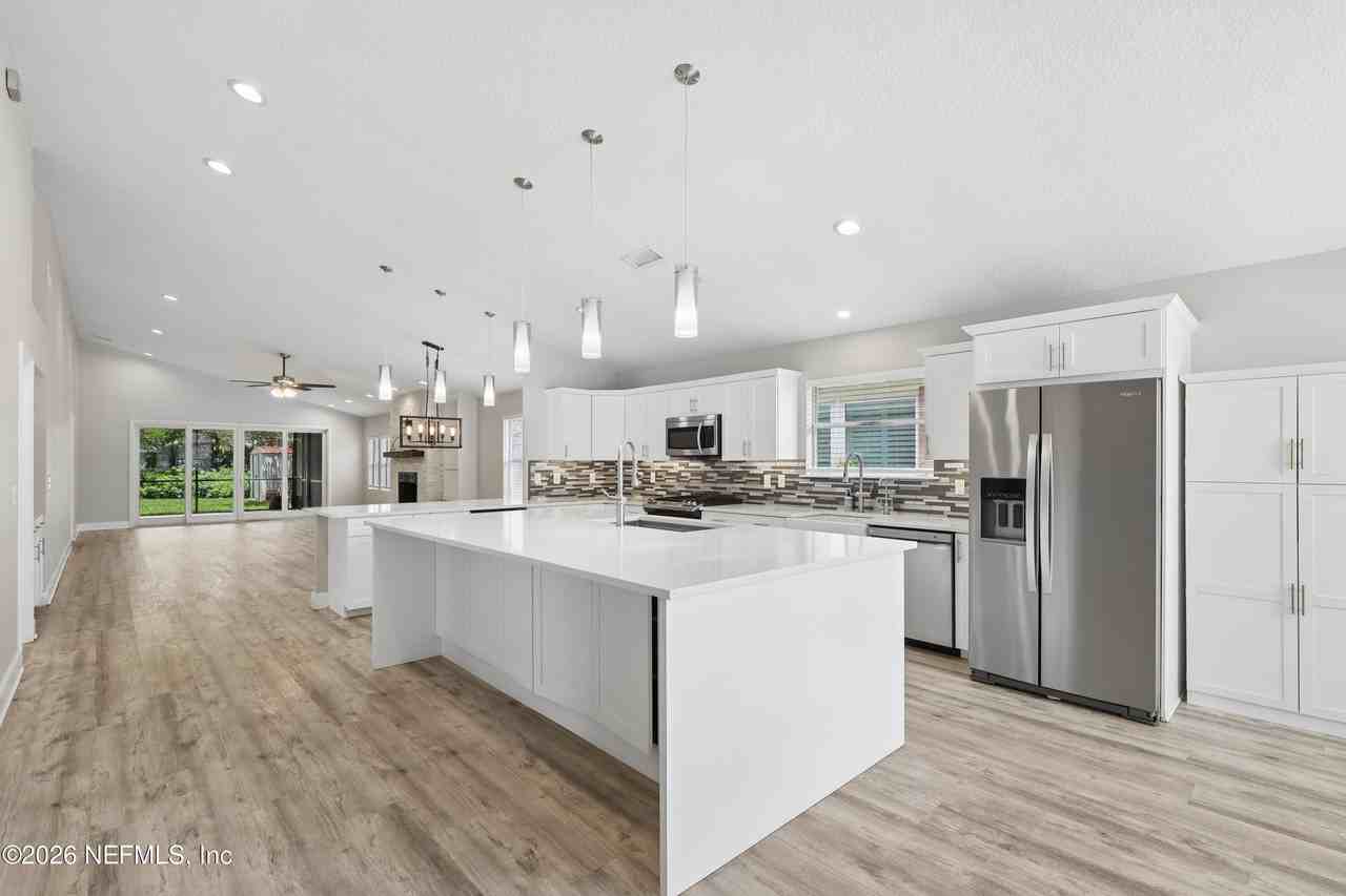 204 Crosstern Ct - Photo 6 of 41