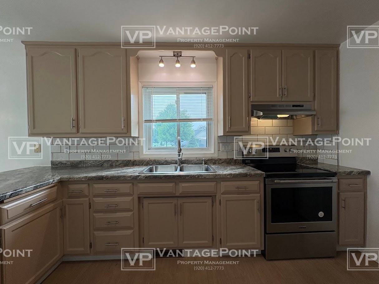 2056 Schanock Dr #2056 - Photo 4 of 27