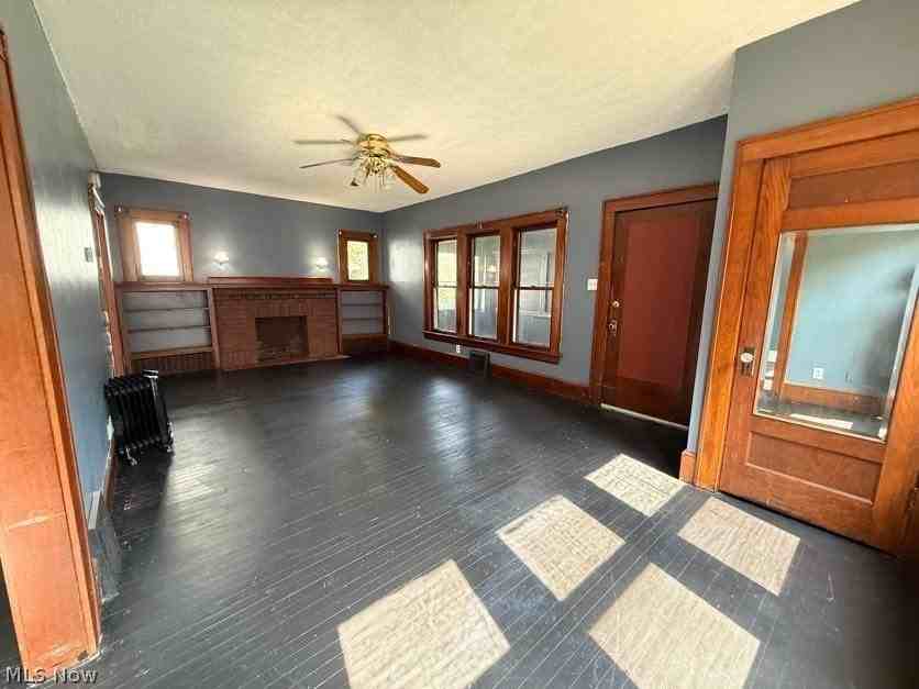 1504 Preston Ave - Photo 7 of 29