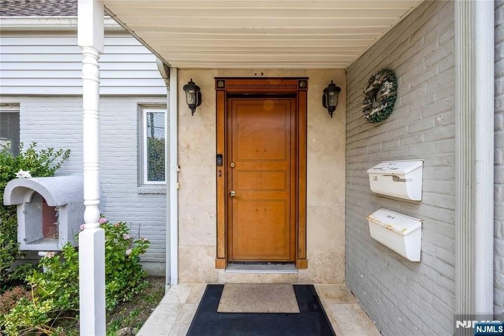 700 Kinderkamack Rd #1stFL - Photo 5 of 35