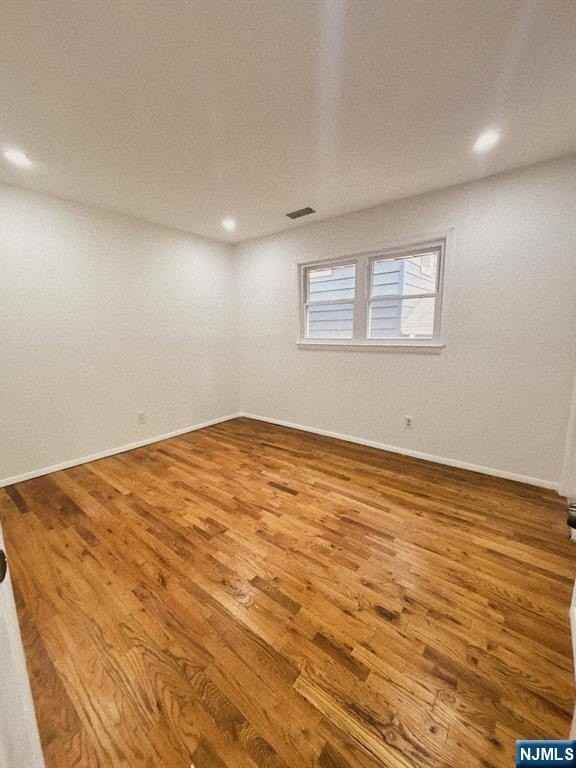 389 Dewolf Pl #1stFL - Photo 5 of 11