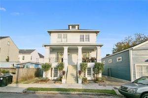 featured image of 721 Valmont St #B
