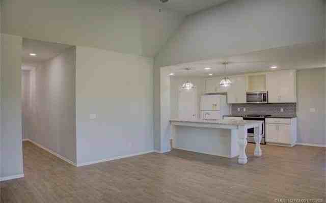 7012 S Elder Ave - Photo 5 of 50