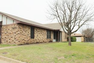 1110 Curtis Dr - Photo 1 of 1