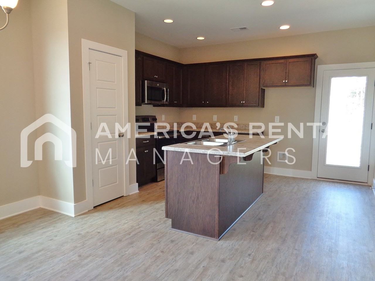 602 The Heights Ln - Photo 4 of 12