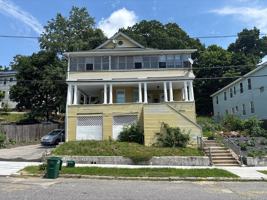 featured image of 24 Holland Rd