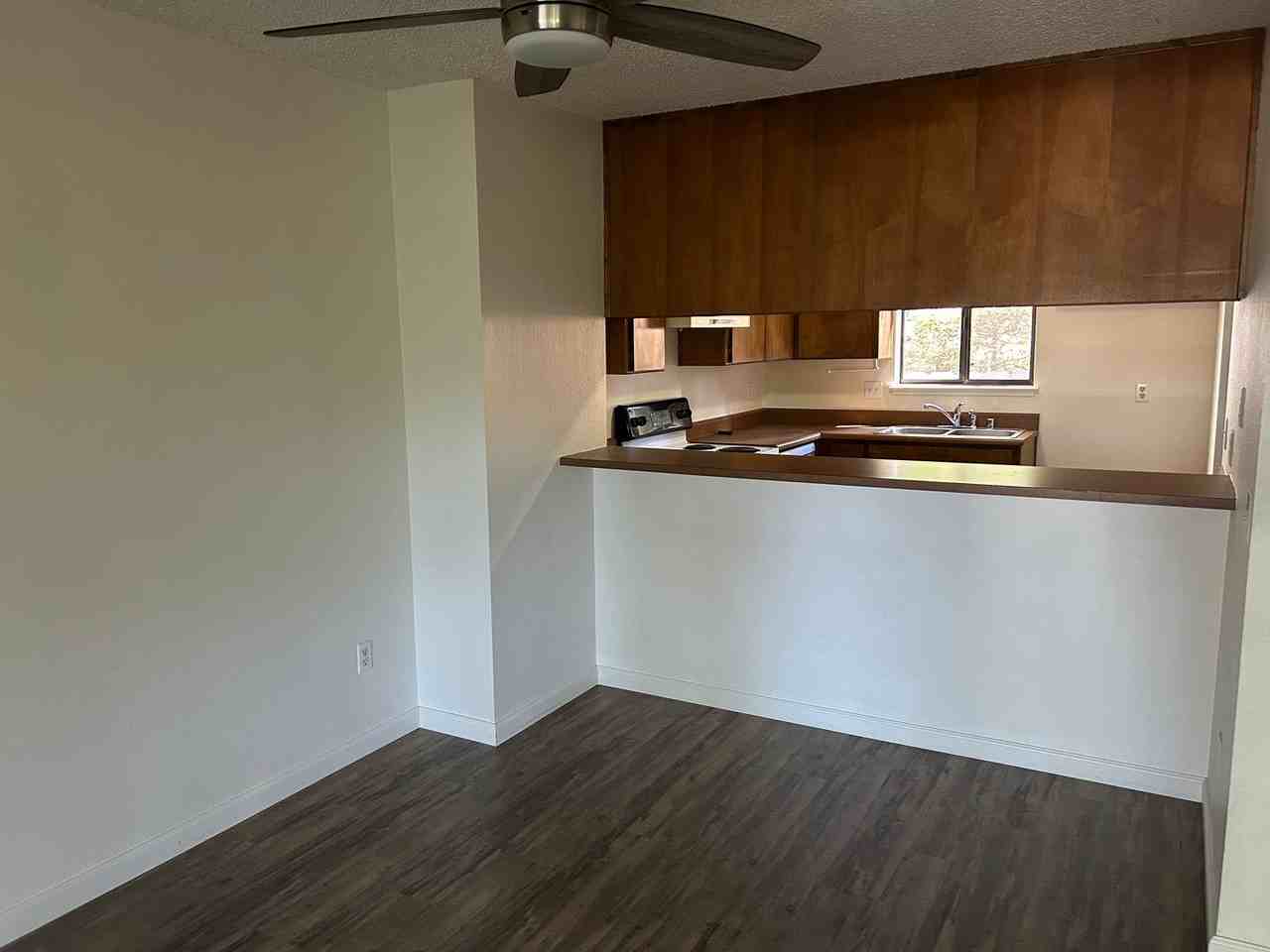 15487 Kingsbury Cir - Photo 7 of 28