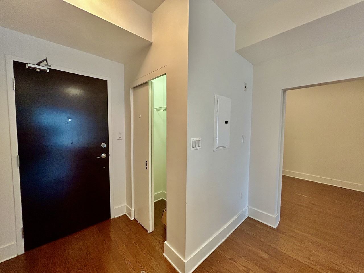 101 Richmond Road #420 - Photo 3 of 25